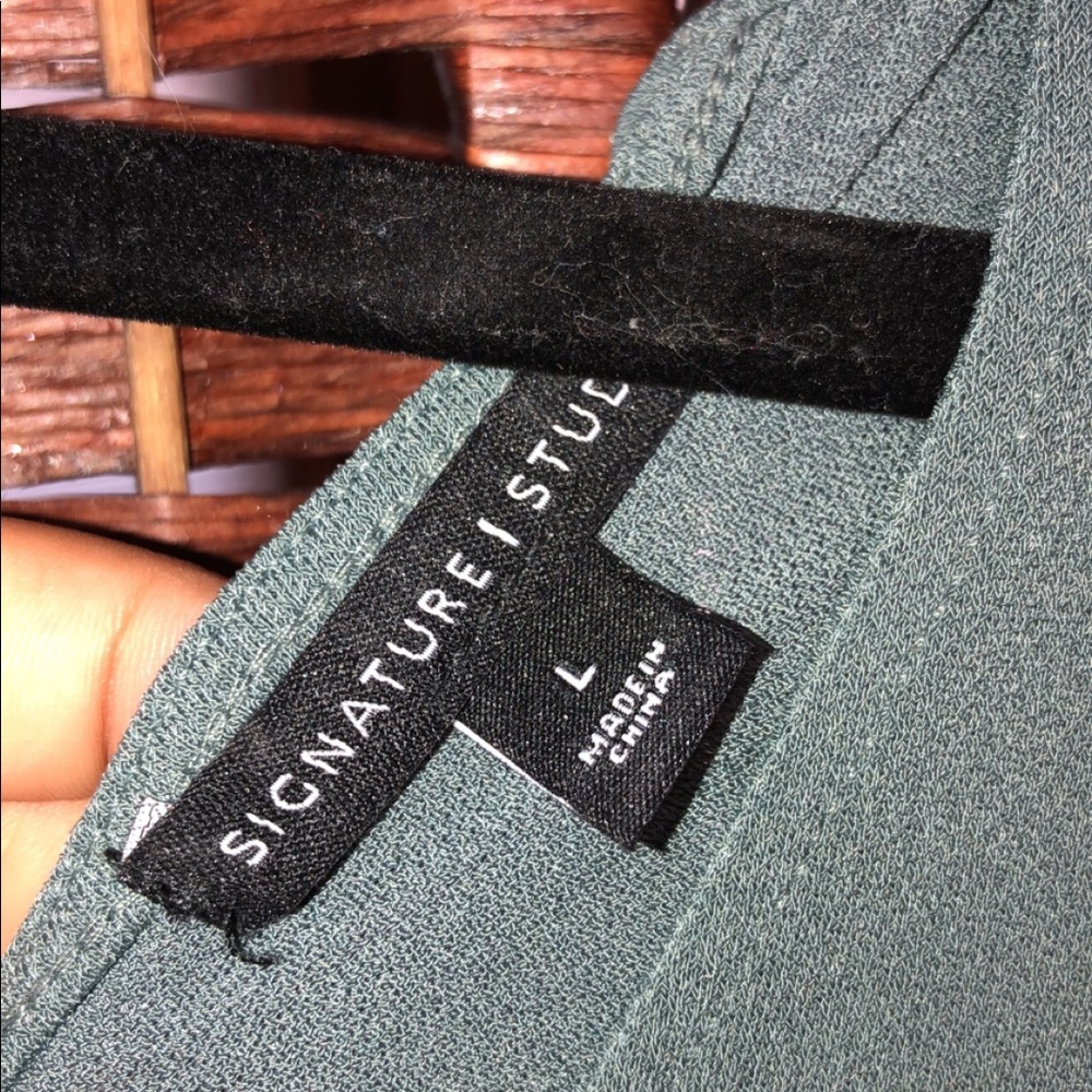 Dress - Picture 4 of 5